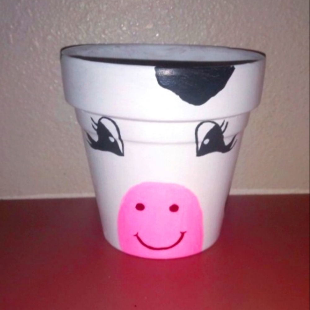 Cow pot